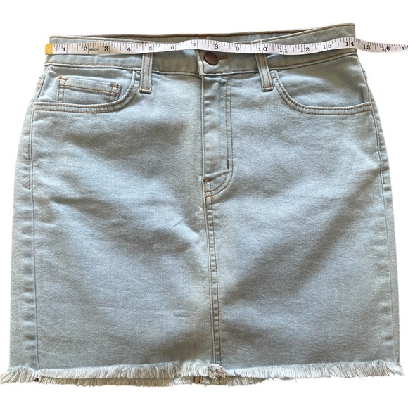 O2 Denim Light Wash Mini Skirt Size M - Picture 6 of 11